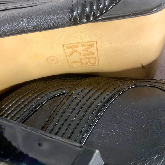MRKT Black Leather Heals/ Booties Size 9 - Picture 4 of 5
